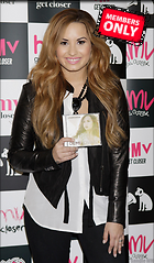 Celebrity Photo: Demi Lovato
1760x3000   1.6 mb
Viewed 1 time
@BestEyeCandy.com