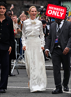 Celebrity Photo: Uma Thurman
4393x6000 3.2 mb
Viewed 0 times
@BestEyeCandy.com