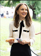 Celebrity Photo: Natalie Portman
1490x2048 846 kb
Viewed 13 times
@BestEyeCandy.com