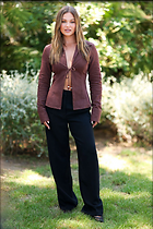 Celebrity Photo: Olivia Holt
1200x1800 300 kb
Viewed 9 times
@BestEyeCandy.com