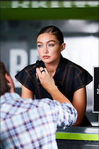 Celebrity Photo: Gigi Hadid
1200x1800 199 kb
Viewed 6 times
@BestEyeCandy.com