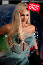 Celebrity Photo: Gwen Stefani
2667x4000 5.8 mb
Viewed 0 times
@BestEyeCandy.com