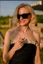 Celebrity Photo: Naomi Watts
10 Photos
Photoset #741341
@BestEyeCandy.com