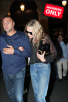 Celebrity Photo: Kate Moss
2333x3500 3.8 mb
Viewed 0 times
@BestEyeCandy.com