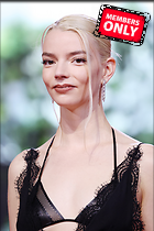 Celebrity Photo: Anya Taylor-Joy
4940x7406 6.7 mb
Viewed 1 time
@BestEyeCandy.com