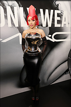 Celebrity Photo: Doja Cat
1280x1920 225 kb
Viewed 7 times
@BestEyeCandy.com