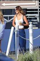 Celebrity Photo: Hailey Baldwin
1443x2164 1.2 mb
Viewed 9 times
@BestEyeCandy.com