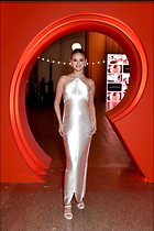 Celebrity Photo: Selena Gomez
667x1000 91 kb
Viewed 24 times
@BestEyeCandy.com