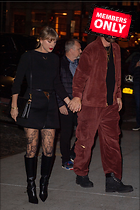 Celebrity Photo: Taylor Swift
1413x2123 1.6 mb
Viewed 0 times
@BestEyeCandy.com