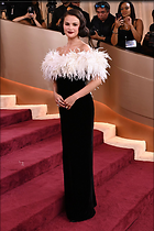 Celebrity Photo: Selena Gomez
1200x1800 239 kb
Viewed 4 times
@BestEyeCandy.com