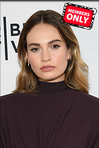 Celebrity Photo: Lily James
2664x4000 4.8 mb
Viewed 1 time
@BestEyeCandy.com