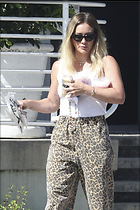 Celebrity Photo: Hilary Duff
1200x1801 248 kb
Viewed 15 times
@BestEyeCandy.com