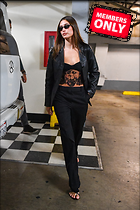 Celebrity Photo: Hailey Baldwin
2333x3500 3.2 mb
Viewed 2 times
@BestEyeCandy.com