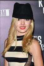 Celebrity Photo: Peyton Roi List
2100x3150 796 kb
Viewed 3 times
@BestEyeCandy.com