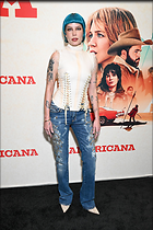 Celebrity Photo: Halsey
1365x2048 1.1 mb
Viewed 4 times
@BestEyeCandy.com