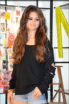 Celebrity Photo: Selena Gomez
2120x3184   807 kb
Viewed 9 times
@BestEyeCandy.com