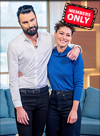 Celebrity Photo: Emma Willis
3123x4269 2.0 mb
Viewed 0 times
@BestEyeCandy.com