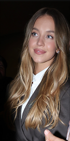 Celebrity Photo: Sydney Sweeney
1348x2692 1,090 kb
Viewed 13 times
@BestEyeCandy.com