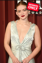 Celebrity Photo: Sadie Sink
3333x5000 3.1 mb
Viewed 1 time
@BestEyeCandy.com