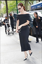 Celebrity Photo: Lily James
1200x1800 231 kb
Viewed 6 times
@BestEyeCandy.com