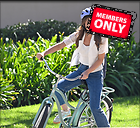 Celebrity Photo: Lili Reinhart
2610x2379 3.2 mb
Viewed 0 times
@BestEyeCandy.com