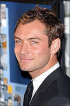 Celebrity Photo: Jude Law
800x1204 158 kb
Viewed 4 times
@BestEyeCandy.com