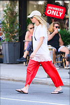 Celebrity Photo: Jennifer Lawrence
1758x2637 1.6 mb
Viewed 1 time
@BestEyeCandy.com