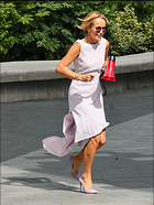 Celebrity Photo: Amanda Holden
1355x1800 1,010 kb
Viewed 14 times
@BestEyeCandy.com