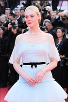 Celebrity Photo: Elle Fanning
1365x2048 772 kb
Viewed 4 times
@BestEyeCandy.com