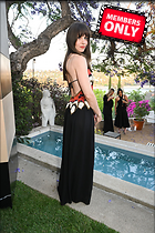 Celebrity Photo: Alison Brie
1365x2048 1.7 mb
Viewed 1 time
@BestEyeCandy.com