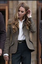 Celebrity Photo: Kate Middleton
1200x1796   237 kb
Viewed 25 times
@BestEyeCandy.com