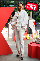 Celebrity Photo: Bar Refaeli
3265x4902 2.0 mb
Viewed 0 times
@BestEyeCandy.com
