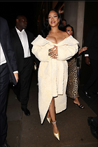 Celebrity Photo: Rihanna
1366x2048 889 kb
Viewed 4 times
@BestEyeCandy.com