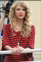 Celebrity Photo: Taylor Swift
2400x3600 994 kb
Viewed 4 times
@BestEyeCandy.com