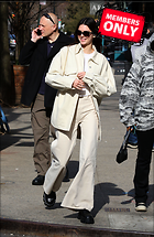 Kendall Jenner candids Out and about in New York 24.02..20.2020
3096x4764 5.6 mb
Viewed 1 time
@BestEyeCandy.com