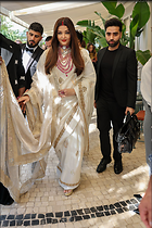 Celebrity Photo: Aishwarya Rai
1280x1920 347 kb
Viewed 10 times
@BestEyeCandy.com