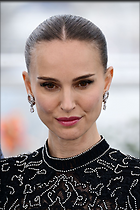 Celebrity Photo: Natalie Portman
1200x1801 236 kb
Viewed 50 times
@BestEyeCandy.com