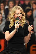 Celebrity Photo: Taylor Swift
1996x3000 600 kb
Viewed 7 times
@BestEyeCandy.com