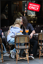 Celebrity Photo: Heidi Klum
4640x6960 3.1 mb
Viewed 1 time
@BestEyeCandy.com