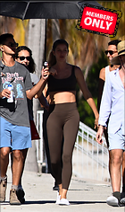 Celebrity Photo: Gisele Bundchen
1782x3000 1.8 mb
Viewed 0 times
@BestEyeCandy.com