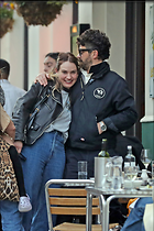 Celebrity Photo: Lily James
74 Photos
Photoset #705381
@BestEyeCandy.com
