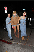 Celebrity Photo: Caylee Cowan
1200x1800 312 kb
Viewed 7 times
@BestEyeCandy.com