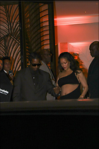 Celebrity Photo: Rihanna
667x1000 72 kb
Viewed 7 times
@BestEyeCandy.com