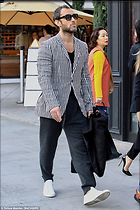 Celebrity Photo: Jude Law
634x951 147 kb
Viewed 2 times
@BestEyeCandy.com