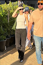 Celebrity Photo: Kendall Jenner
800x1199 166 kb
Viewed 13 times
@BestEyeCandy.com