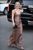 Celebrity Photo: Julianne Hough
22 Photos
Photoset #698967
@BestEyeCandy.com