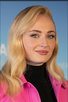 Celebrity Photo: Sophie Turner
1365x2048 570 kb
Viewed 6 times
@BestEyeCandy.com