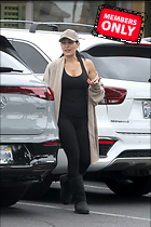 Brie Bella nIKKI and Out Shopping for Pumpkins in Napa Valley 09-20-2024
2243x3365 3.1 mb
Viewed 1 time
@BestEyeCandy.com