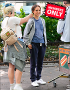 Celebrity Photo: Natalie Portman
1594x2048 1.8 mb
Viewed 1 time
@BestEyeCandy.com