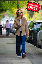 Celebrity Photo: Cat Deeley
2333x3500 3.7 mb
Viewed 0 times
@BestEyeCandy.com